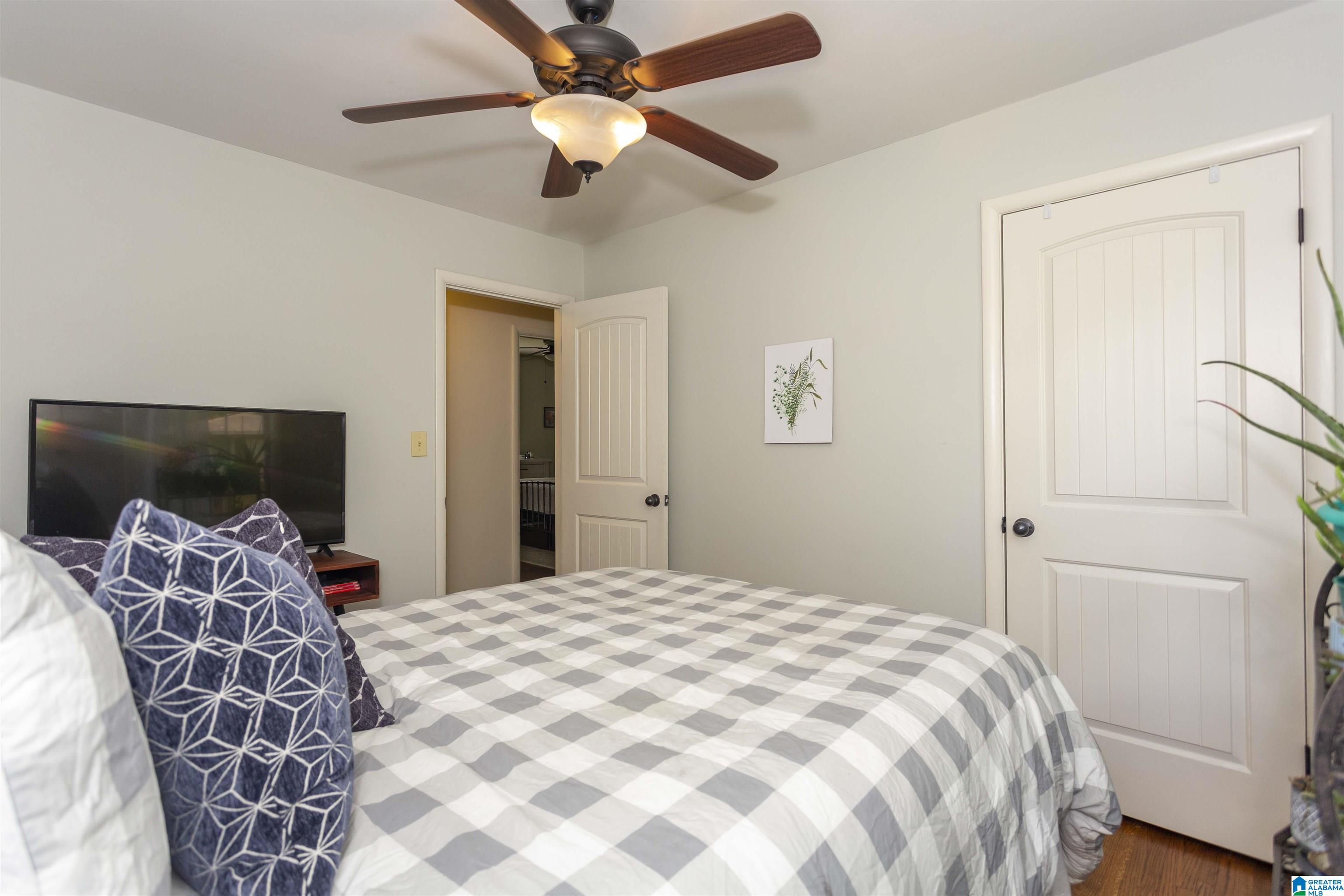 1836 Briar Meadow Road Birmingham, AL 35210 - Photo 21 of 39