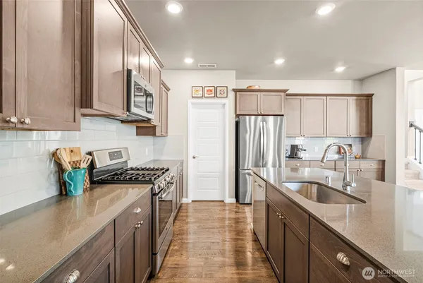 $650,000 | 17829 132nd St Court East, Bonney Lake, WA 98391