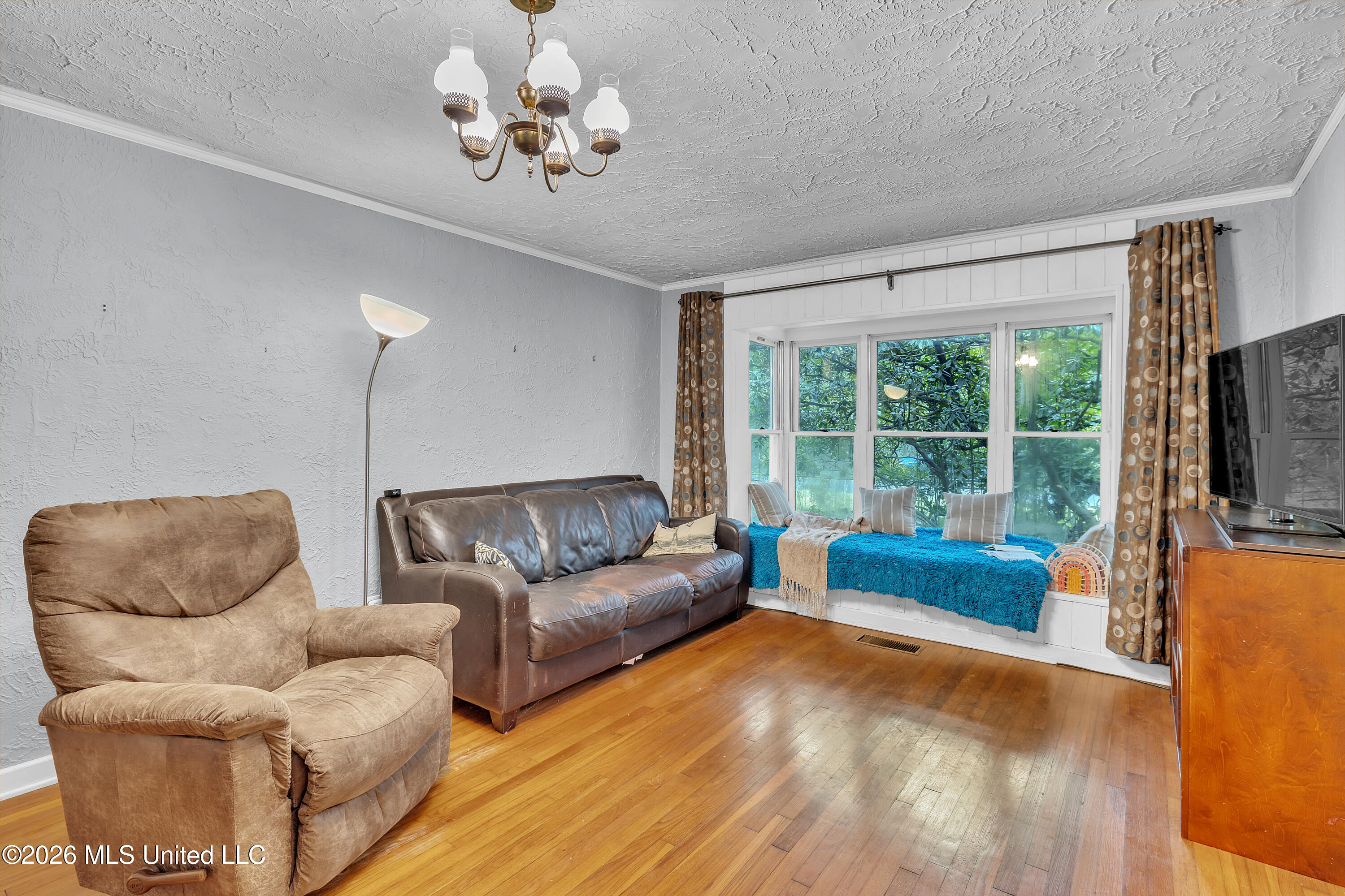 314 Colonial Circle Jackson, MS 39211 - Photo 8 of 43 FI6A4513