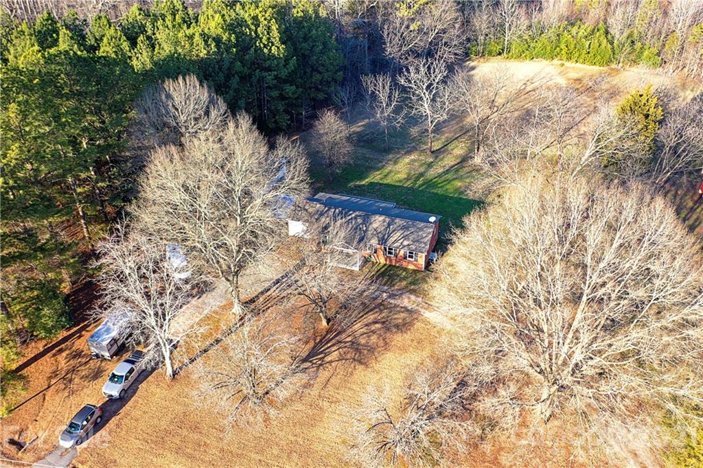 1040 Cameron Road York, SC 29745 - Photo 2 of 24 Gallery Image 2