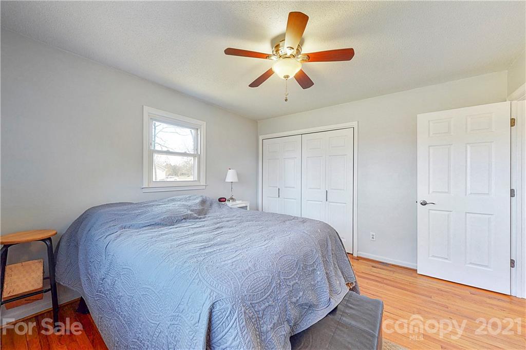 1040 Cameron Road York, SC 29745 - Photo 12 of 24 Gallery Image 12
