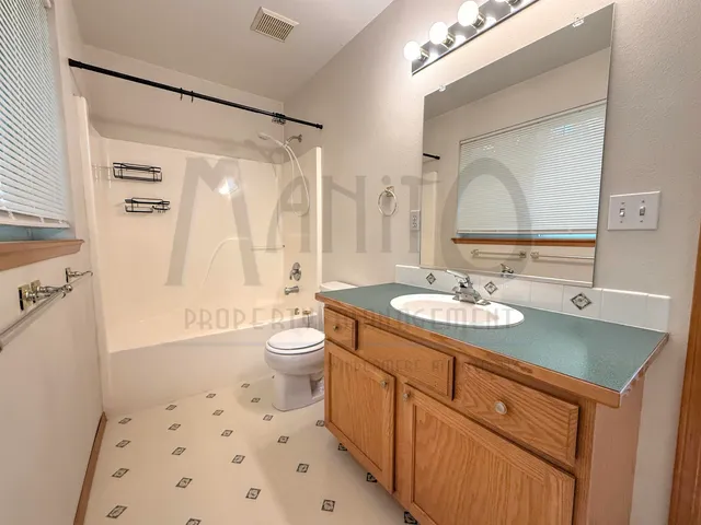 $2,650 | 5108 West Conestoga Lane, Spokane, WA 99208