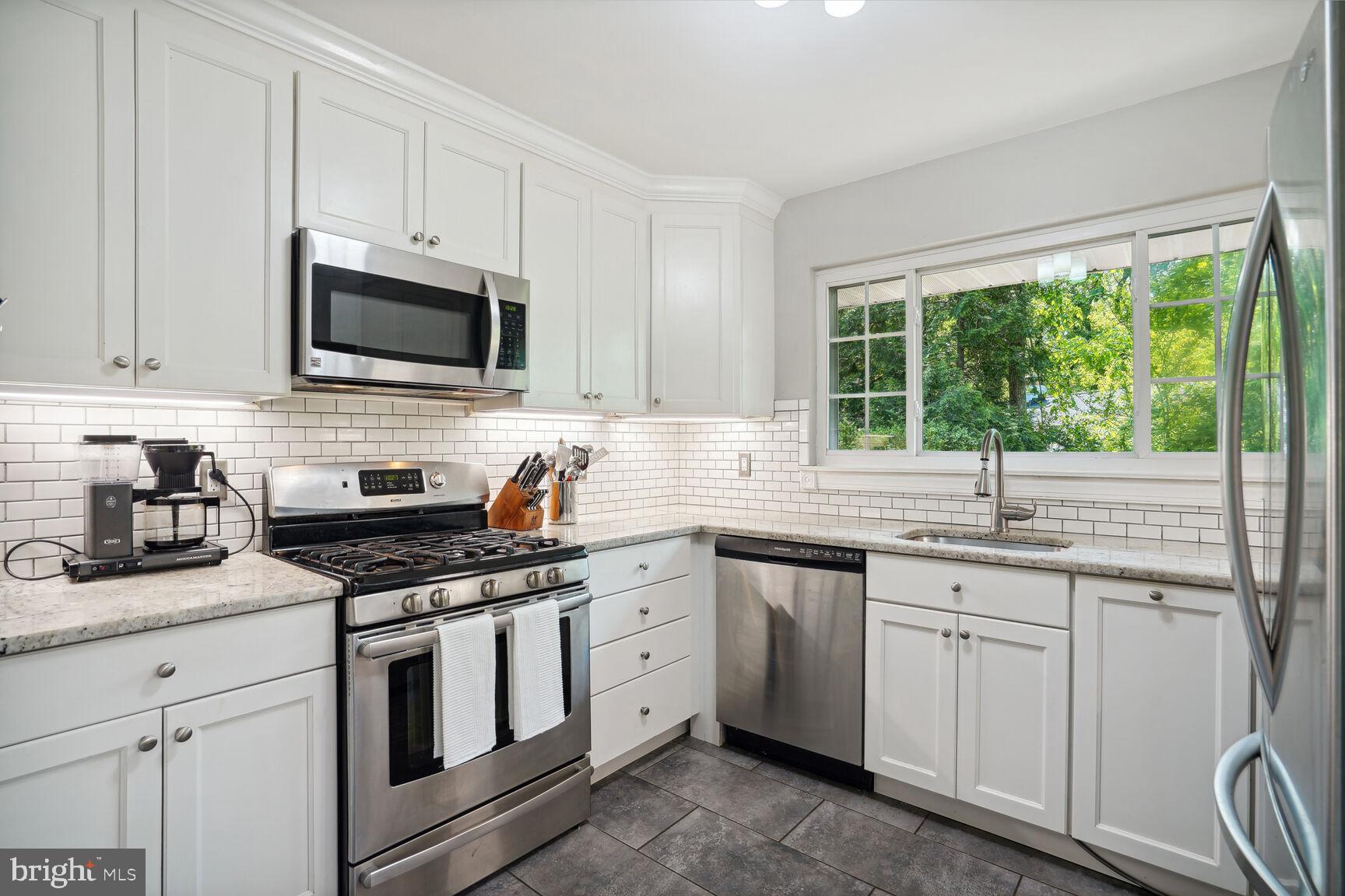 2005 Jamestown Road Alexandria, VA 22308 - Photo 13 of 34