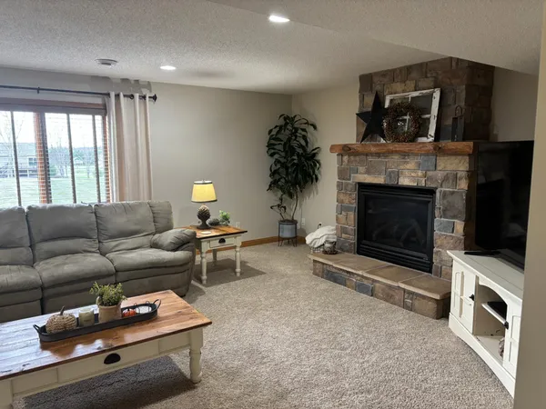 $599,000 | 2164 128th Street, New Richmond, WI 54017