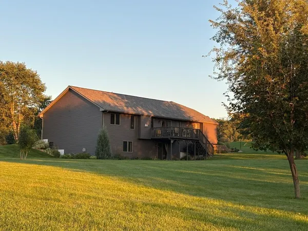 $599,000 | 2164 128th Street, New Richmond, WI 54017