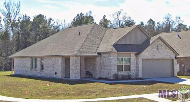 $2,500 | 35648 Avery Drive, Walker, LA 70785