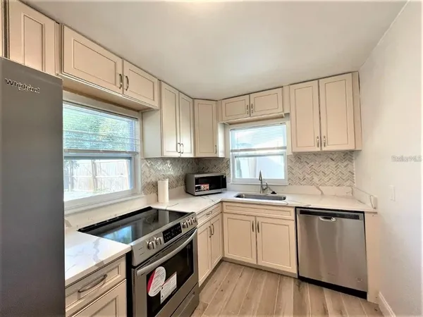 $2,600 | 12644 81st Terrace, Seminole, FL 33776