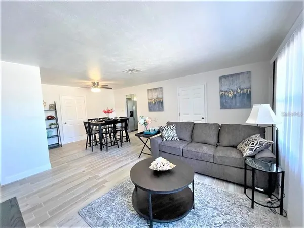 $2,600 | 12644 81st Terrace, Seminole, FL 33776