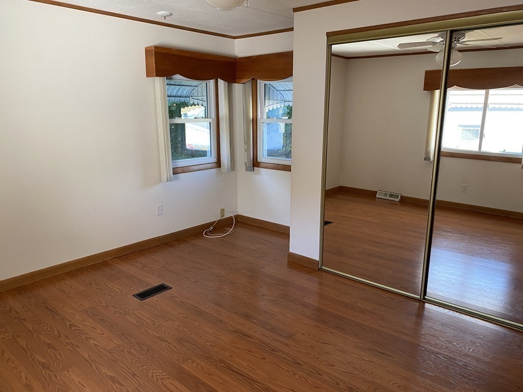 31 Hickory Road Taunton, MA 02780 - Photo 20 of 23 Gallery Image 20