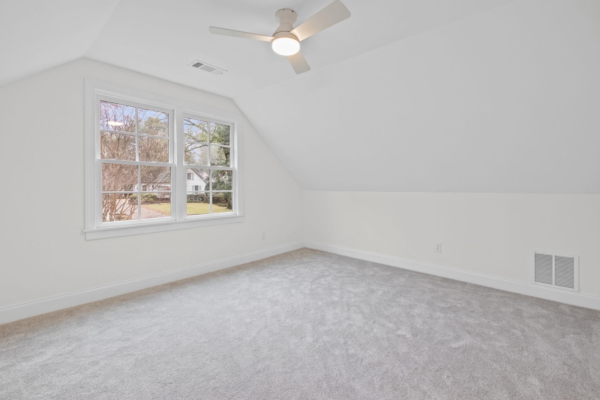 59 Devon Way Memphis, TN 38111 - Photo 34 of 40 an empty room with a window