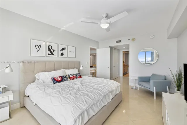 $1,525,000 | 1830 South Ocean Drive, Unit 2703, Hallandale Beach, FL 33009