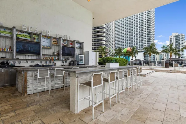 $1,525,000 | 1830 South Ocean Drive, Unit 2703, Hallandale Beach, FL 33009