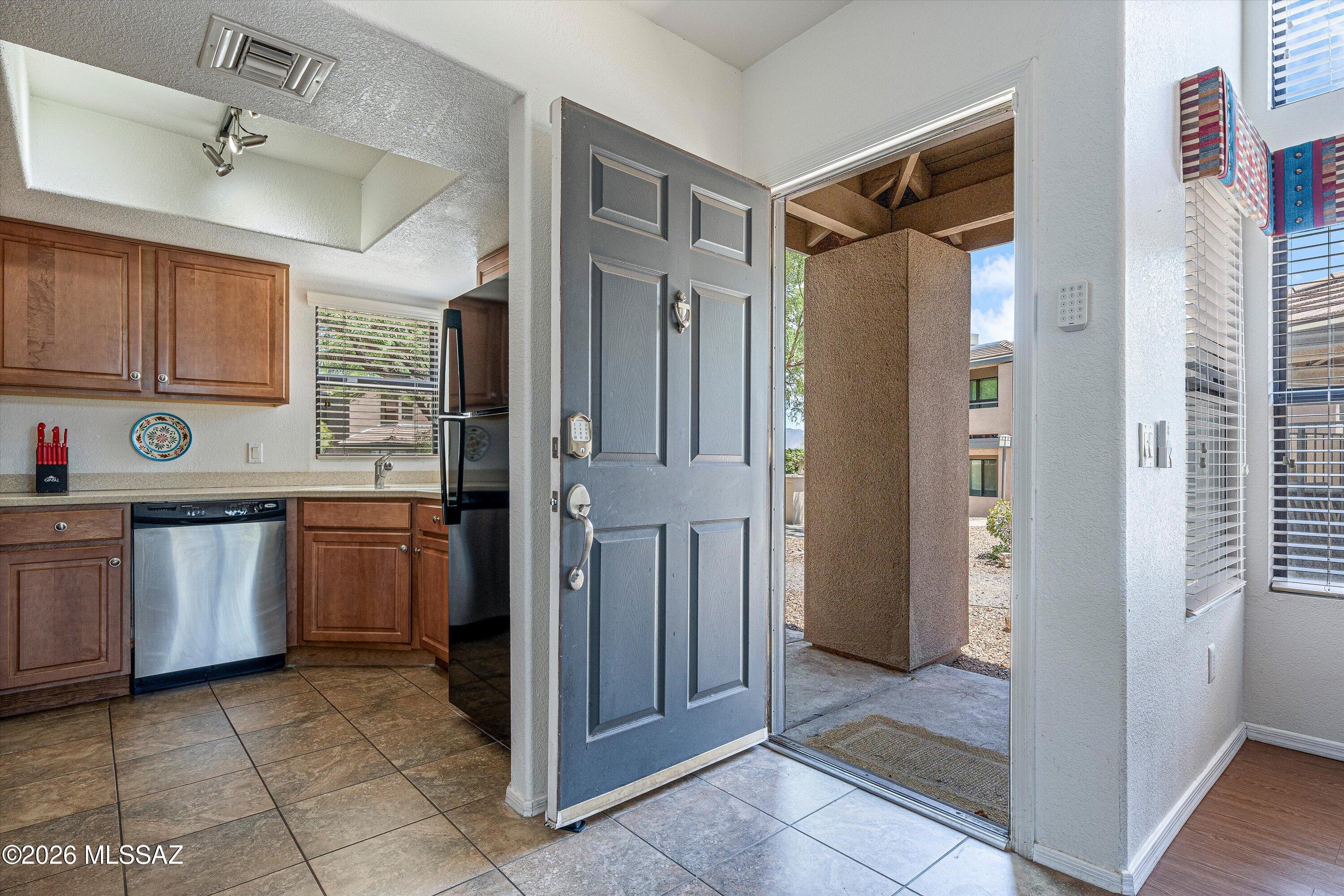 5855 North Kolb Road, Unit 4106 Tucson, AZ 85750 - Photo 14 of 30 Front Entry