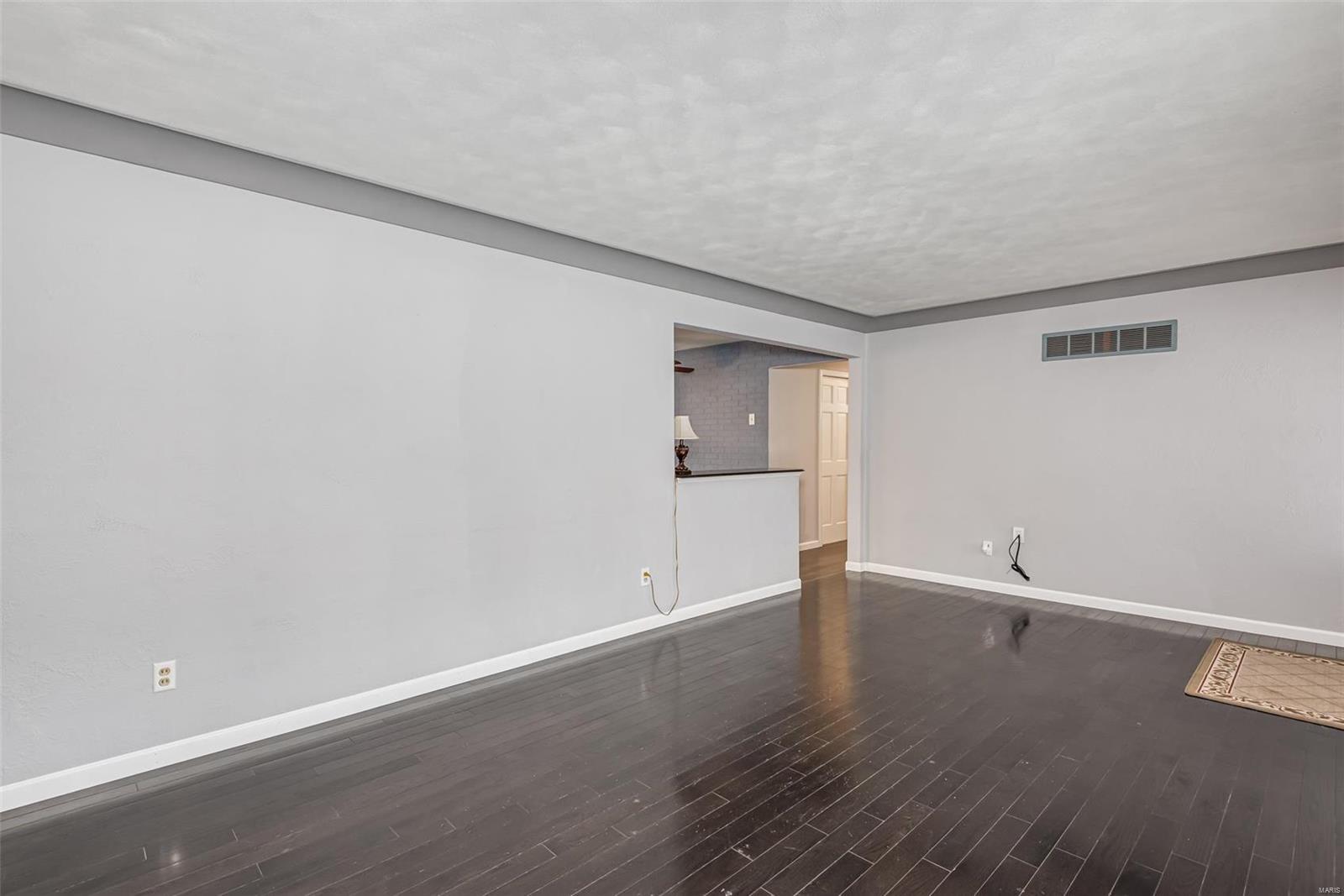 2623 Highway 156 Waterloo, IL 62298 - Photo 12 of 39 Gallery Image 12