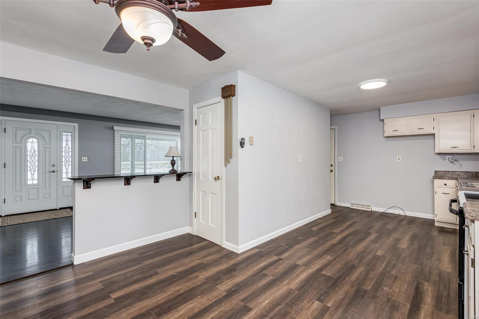 2623 Highway 156 Waterloo, IL 62298 - Photo 16 of 39 Gallery Image 16