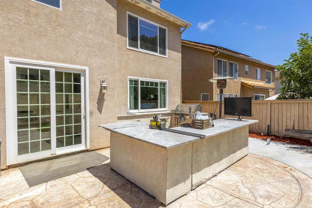 2018 McCloud River Road Chula Vista, CA 91913 - Photo 30 of 41
