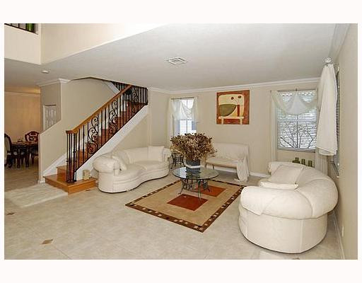 1948 Timberline Road Fort Lauderdale, FL 33327 - Photo 4 of 16 Living Room