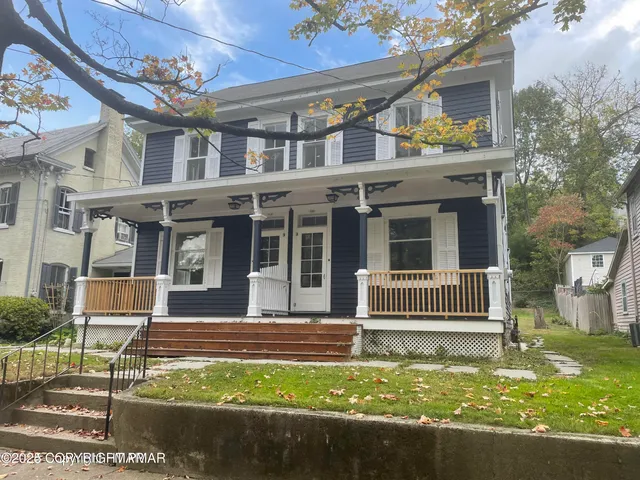 $415,000 | 712-714 Scott Street, Stroudsburg, PA 18360