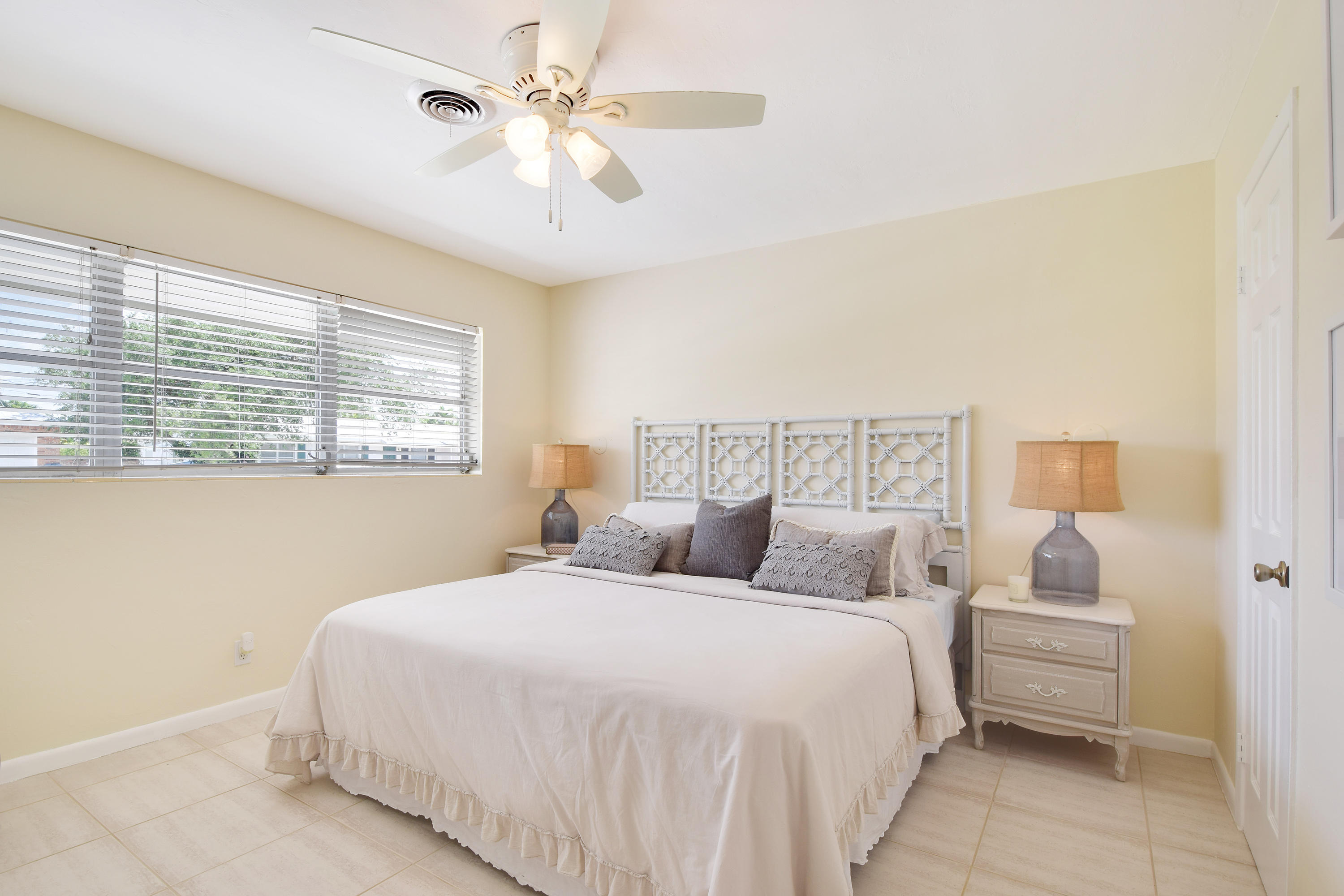 401 Harbour Road North Palm Beach, FL 33408 - Photo 11 of 47 Master Bedroom