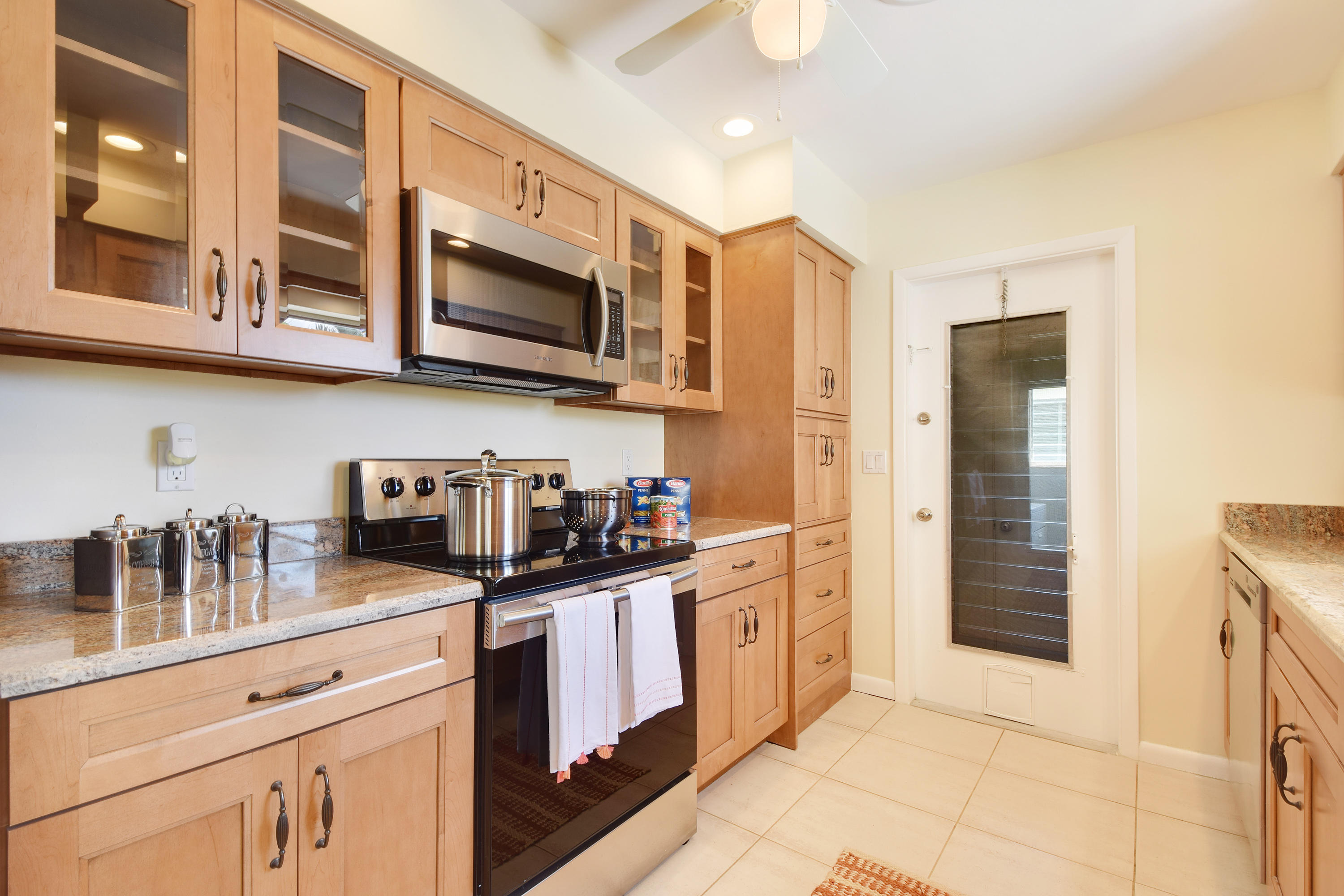 401 Harbour Road North Palm Beach, FL 33408 - Photo 20 of 47 DSC_0490