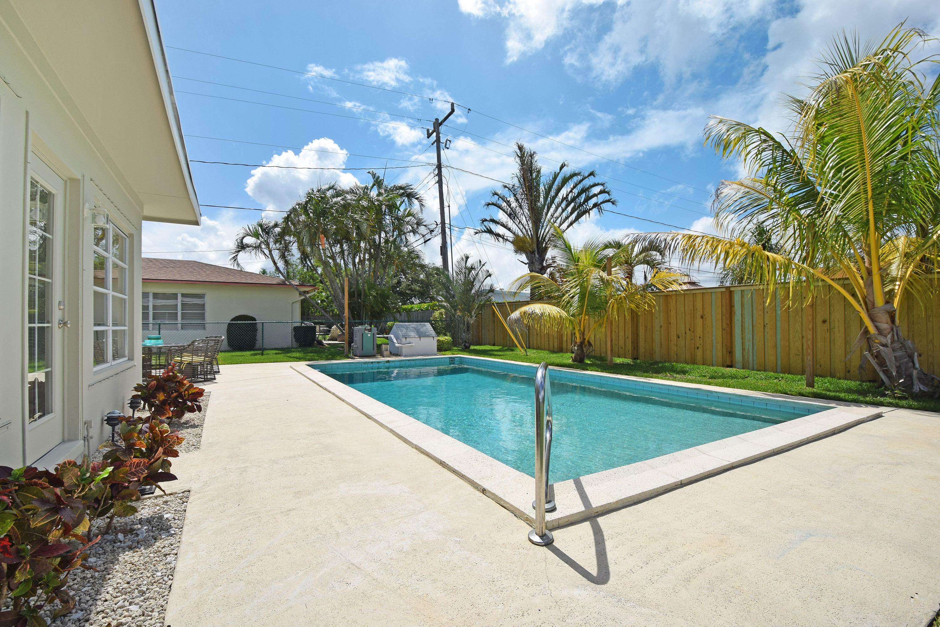 401 Harbour Road North Palm Beach, FL 33408 - Photo 32 of 47 DSC_0385