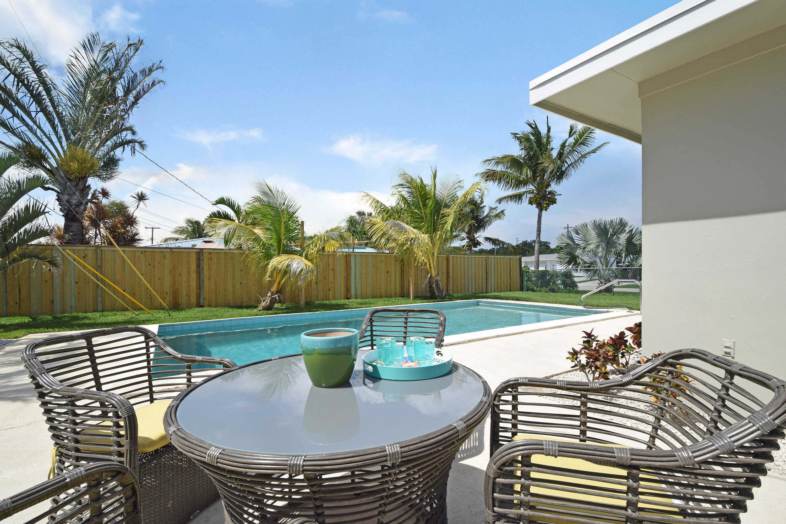 401 Harbour Road North Palm Beach, FL 33408 - Photo 33 of 47 DSC_0388
