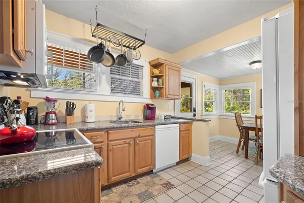 $880,000 | 1035 East Robson Street, Tampa, FL 33604