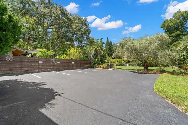 $880,000 | 1035 East Robson Street, Tampa, FL 33604