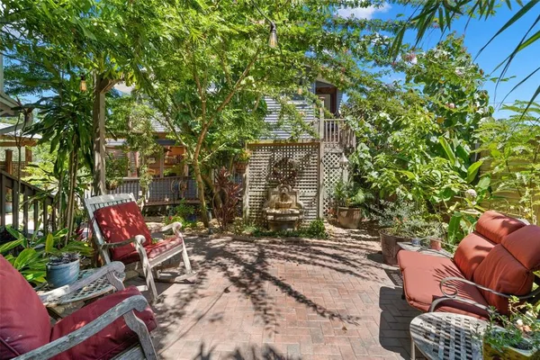 $880,000 | 1035 East Robson Street, Tampa, FL 33604