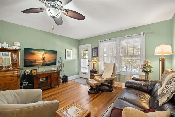 $880,000 | 1035 East Robson Street, Tampa, FL 33604
