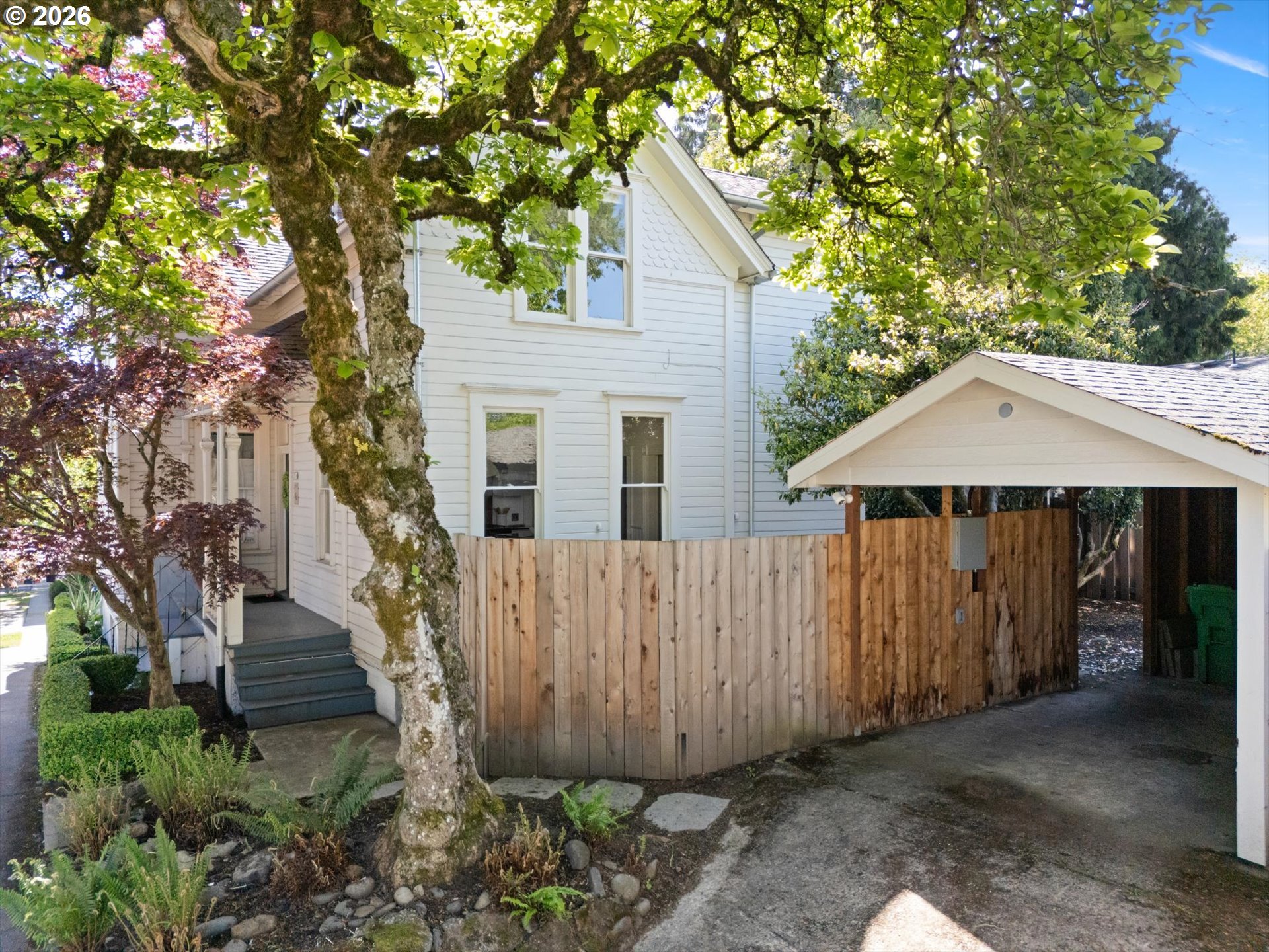 1516 Southeast Pershing Street Portland, OR 97202 - Photo 2 of 47