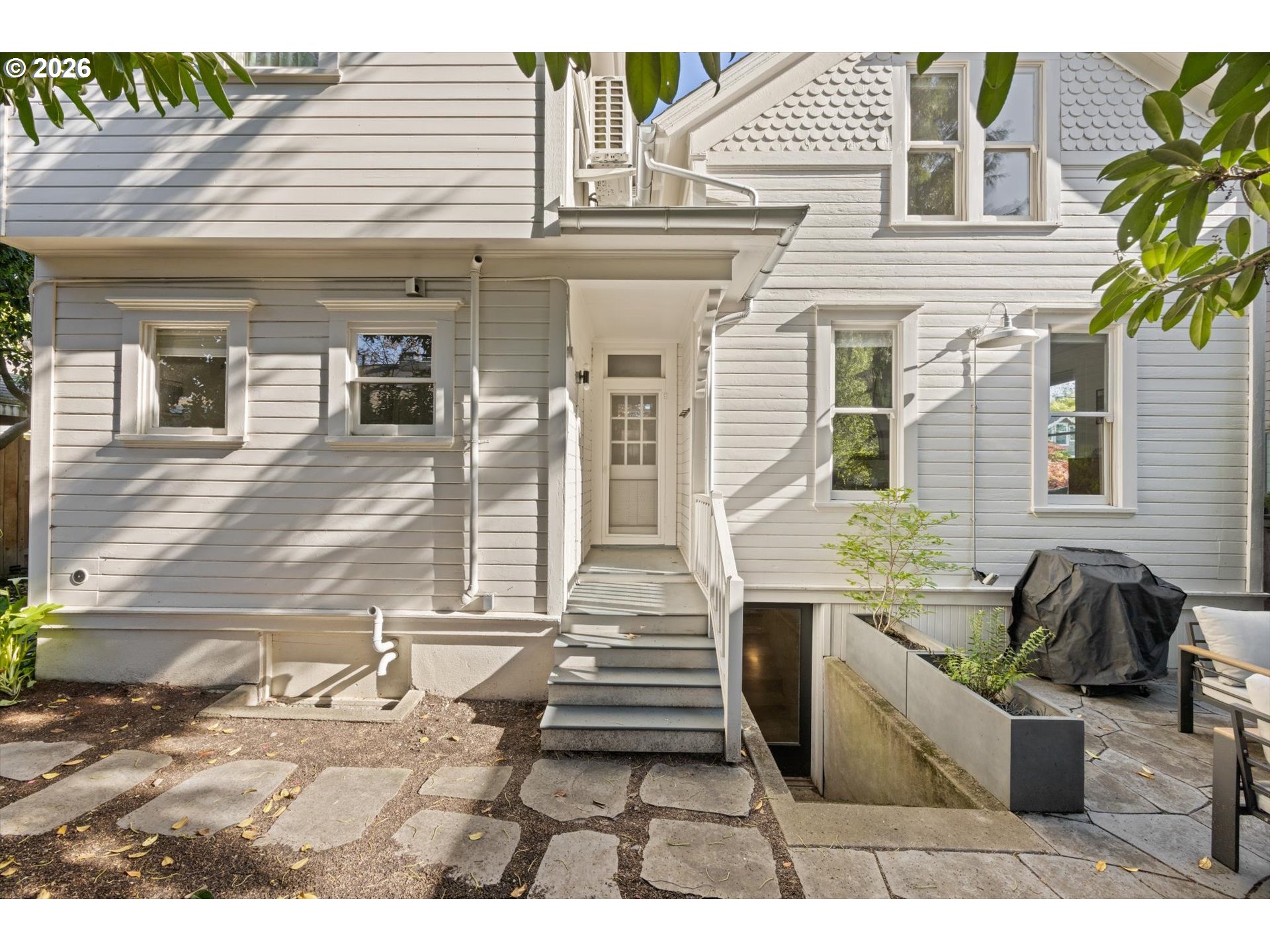 1516 Southeast Pershing Street Portland, OR 97202 - Photo 37 of 47