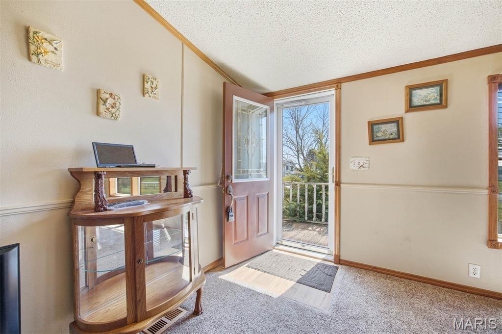 1222 Mary Irene Road New Baden, IL 62265 - Photo 3 of 27