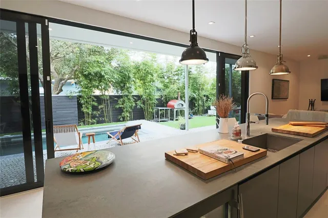 $9,000 | 617 Southwest 10th Street, Fort Lauderdale, FL 33315