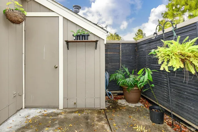 a house with swimming pool in front of it