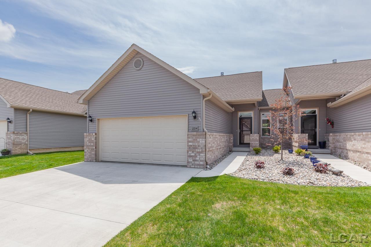1204 Ridge Lane Tecumseh, MI 49286 - Photo 1 of 40 50142784-19cbae5f-8a80-459c-b93a-272eedd94069.JPG