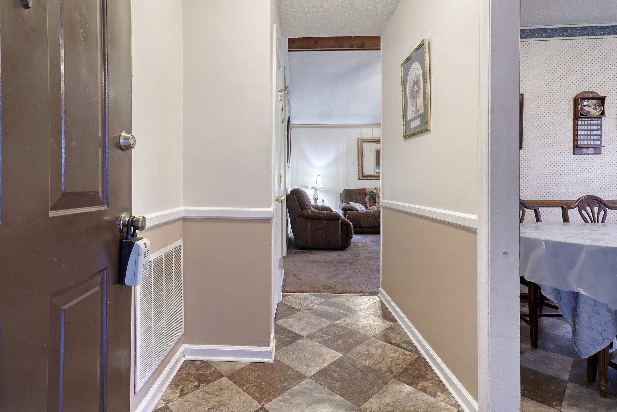 59 Princeton Road Goose Creek, SC 29445 - Photo 6 of 42 30-web-or-mls-CREM_59 Princeton Rd_025