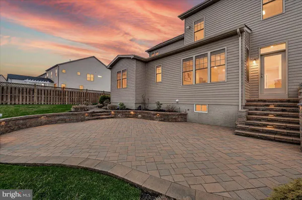 a view of a outdoor space