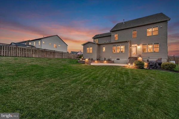 a view of outdoor space with street view