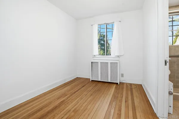 $8,500 | 5 Seymour Place, White Plains, NY 10605