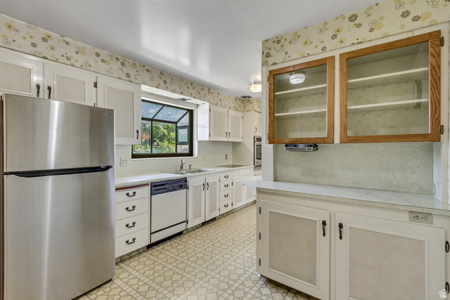 653 West 3400th Street South Bountiful, UT 84010 - Photo 8 of 27