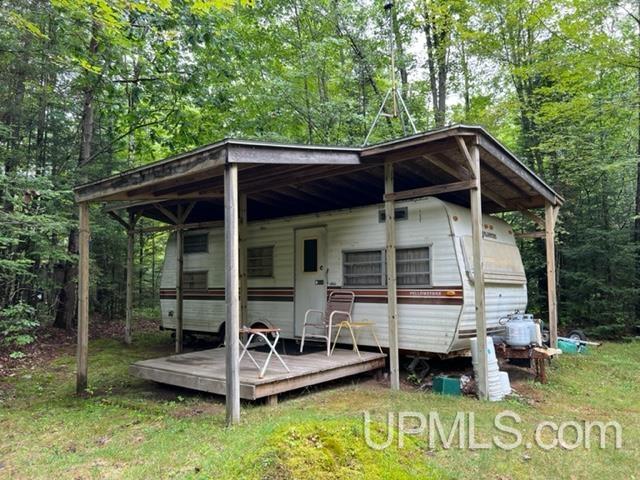 T-wi Wi 54156 Road Pembine, WI 54156 - Photo 2 of 20