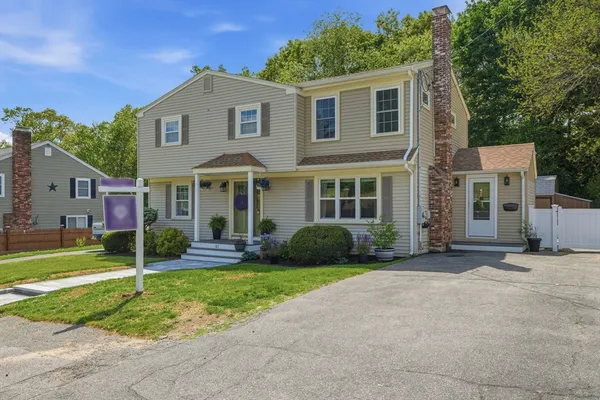 $949,900 | 65 Lake Street, Braintree, MA 02184