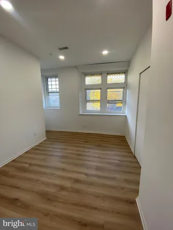 $2,100 | 260 West Johnson Street, Unit 2L, Philadelphia, PA 19144