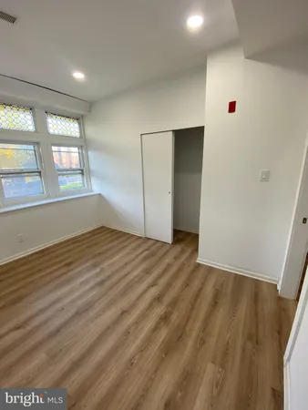 $2,100 | 260 West Johnson Street, Unit 2L, Philadelphia, PA 19144