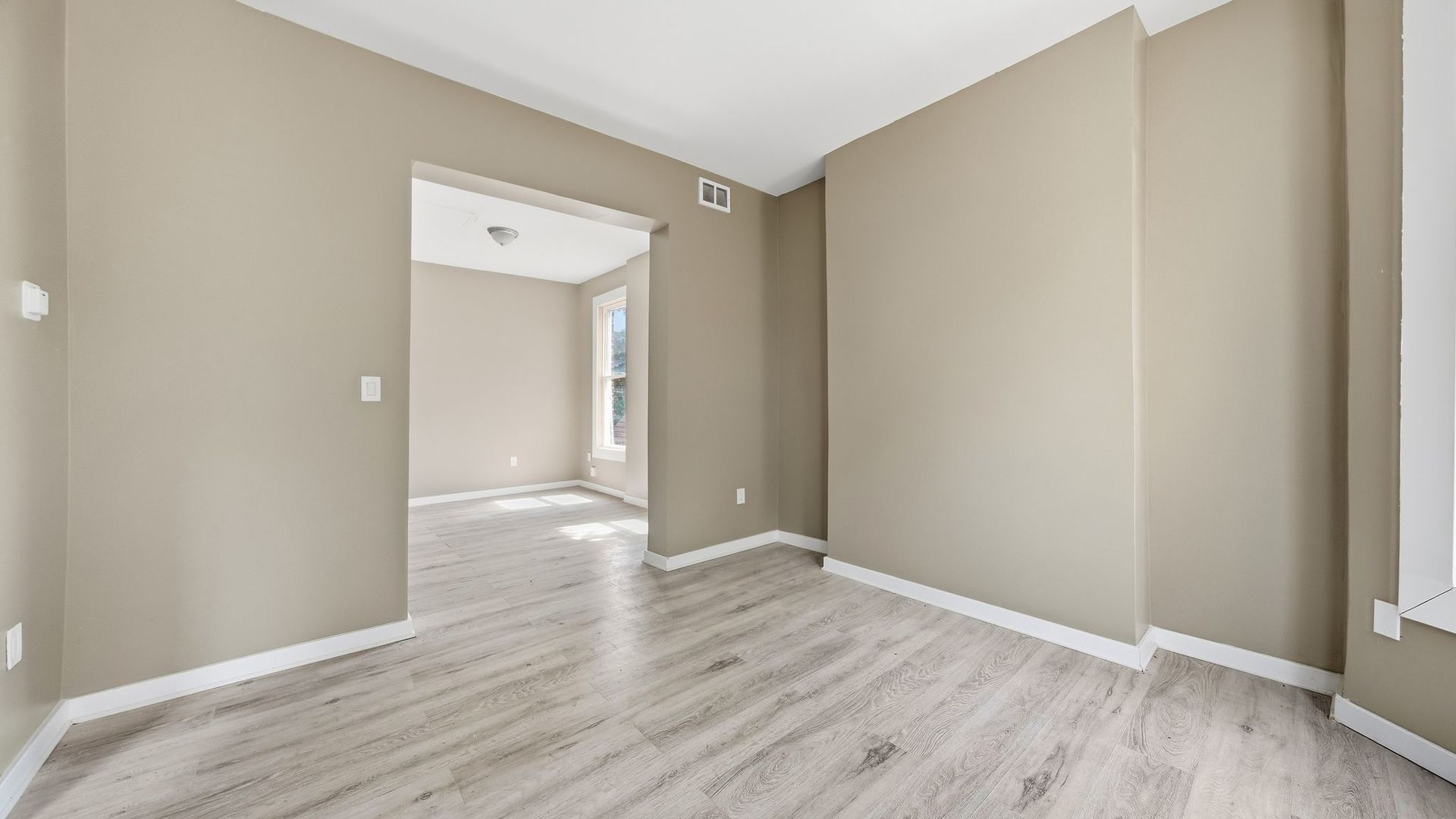 7213 South Green Street Chicago, IL 60621 - Photo 12 of 24 Gallery Image 12