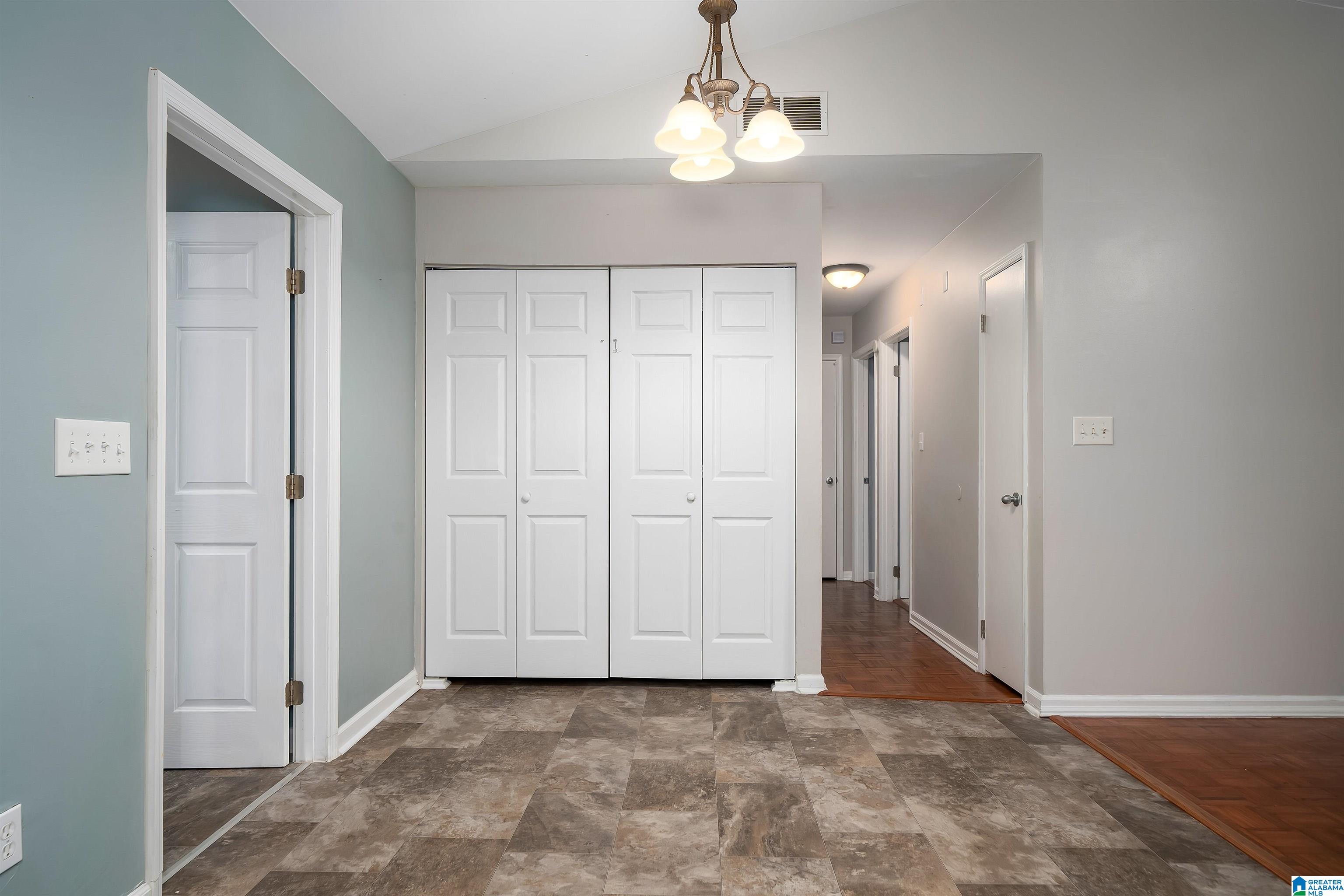 6257 Renda Circle Pinson, AL 35126 - Photo 10 of 25