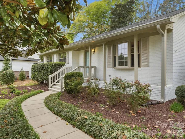 $759,000 | 814 Twin Oaks Road, Davidson, NC 28036