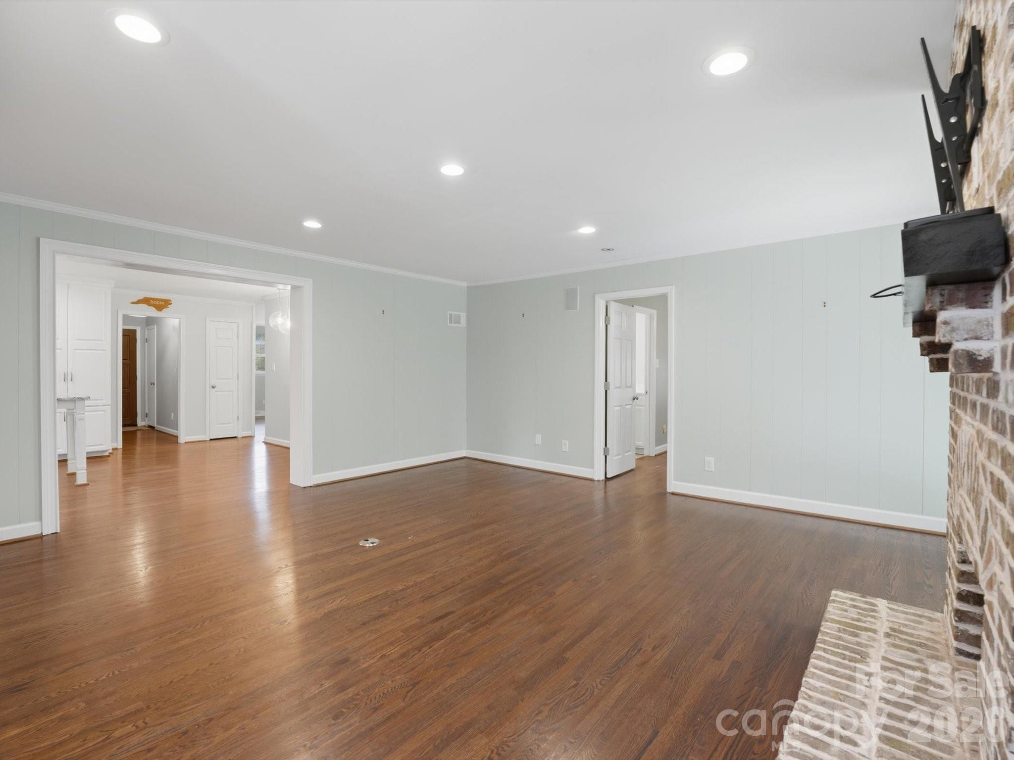 814 Twin Oaks Road Davidson, NC 28036 - Photo 12 of 37