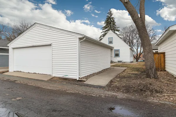$399,900 | 1368 Hartford Avenue, St. Paul, MN 55116